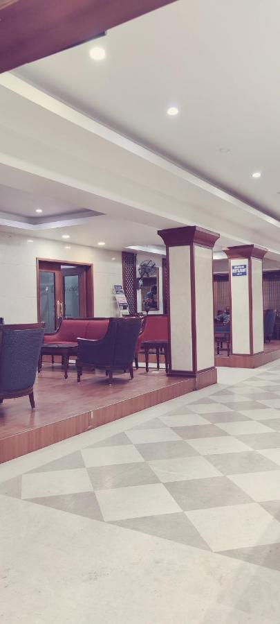 Hotel Bhimas Paradise Tirupati Exterior foto