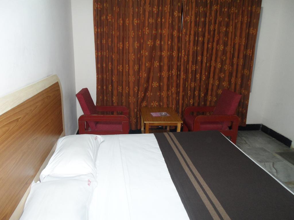 Hotel Bhimas Paradise Tirupati Exterior foto